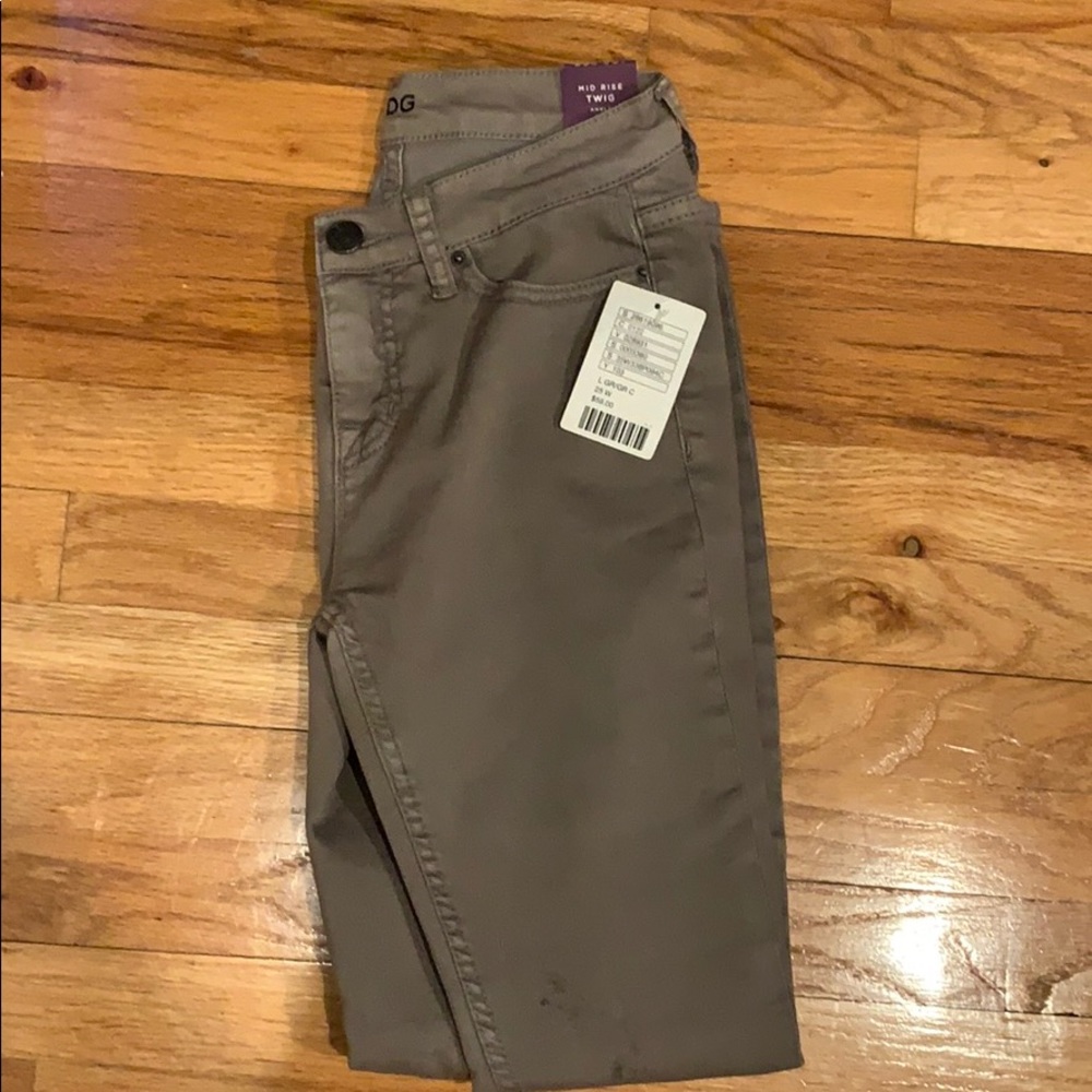 Women’s BDG midrise denim NWT